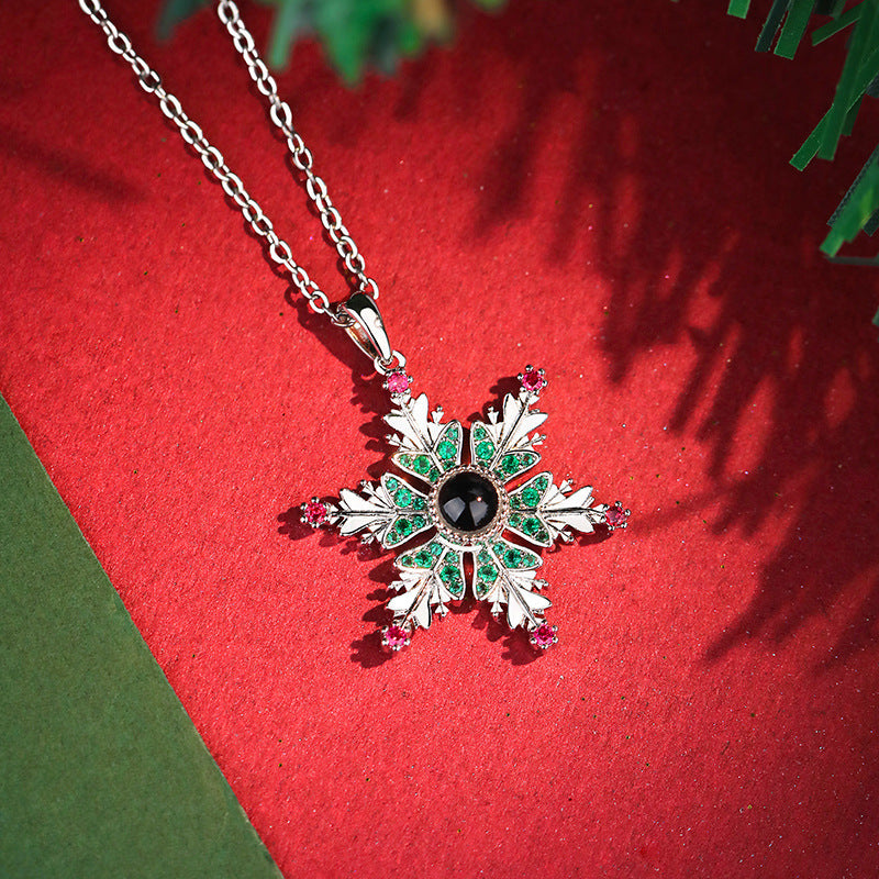 Christmas Snowflake Projection Necklace - Elegant Gift for Women
